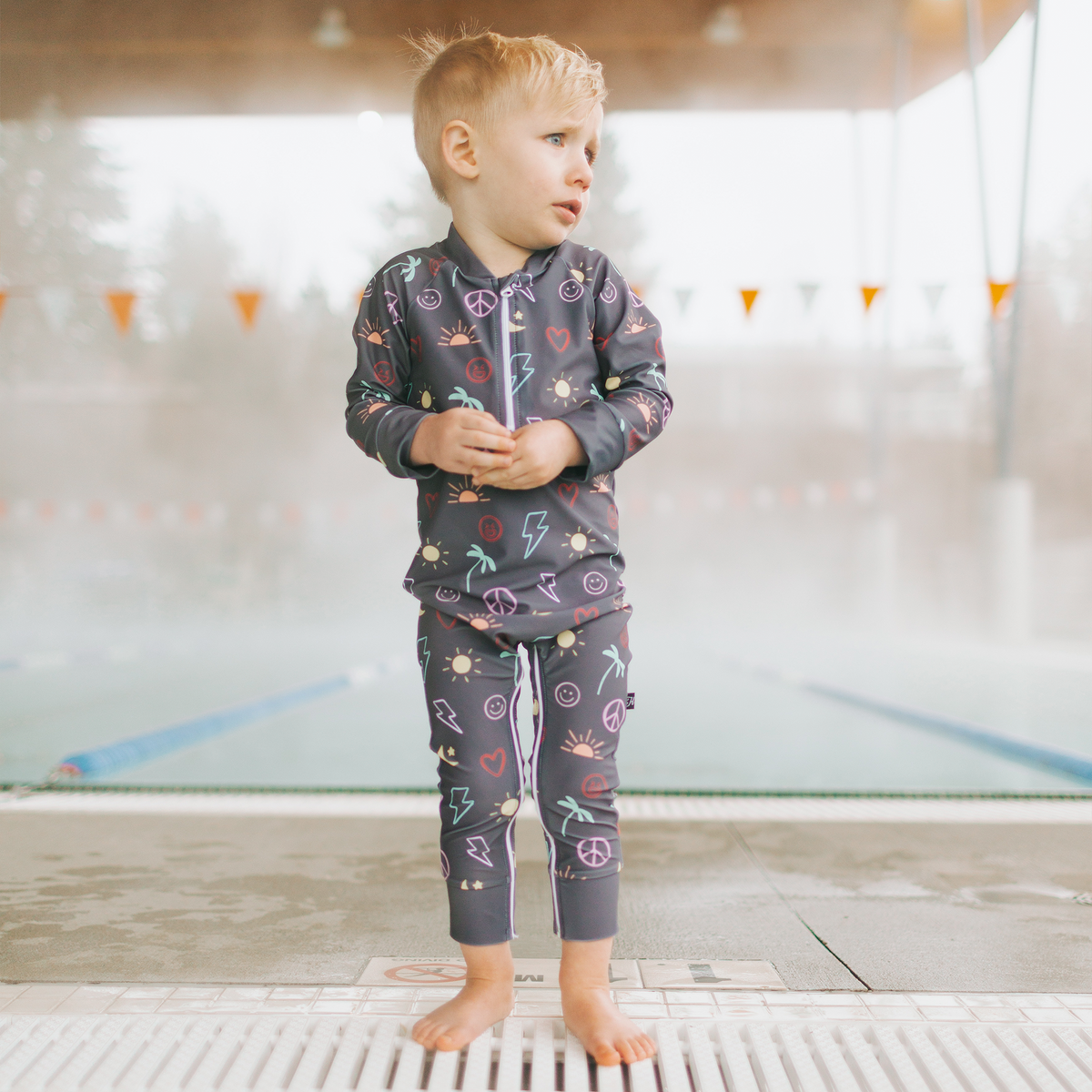 gentle fullness XLサイズ Full Zipper Sunsuit - Sidewalk Chalk – Honeysuckle Swim Company