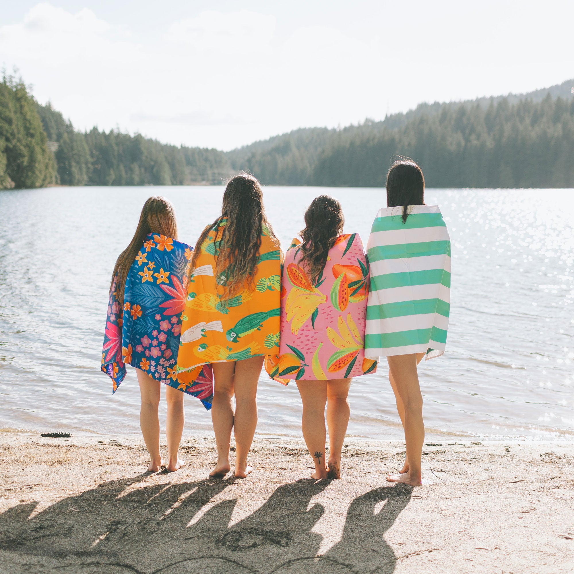 Beach Towel - Parrotdise