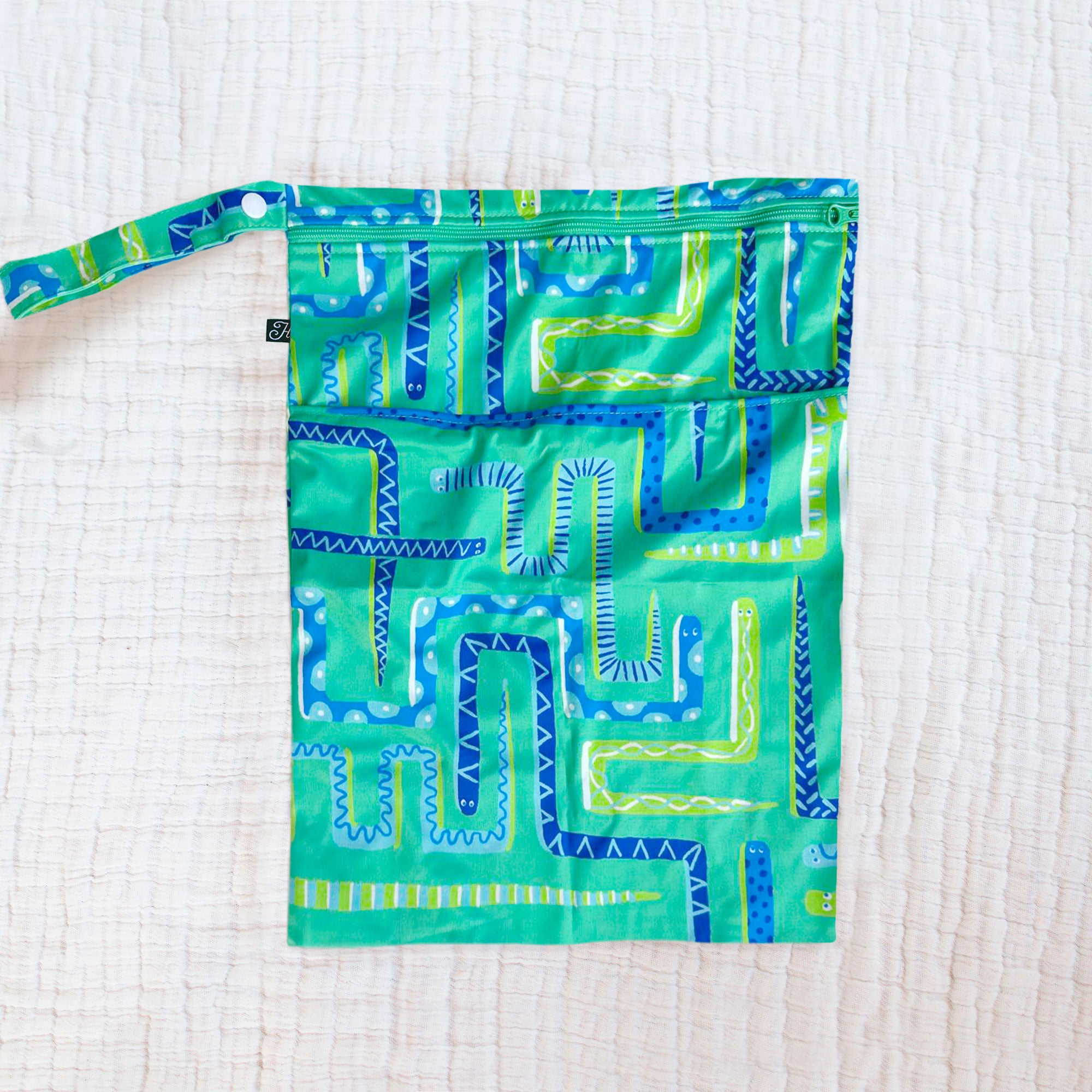 DEFECT - Wet Bag - A-maze-ing Snakes